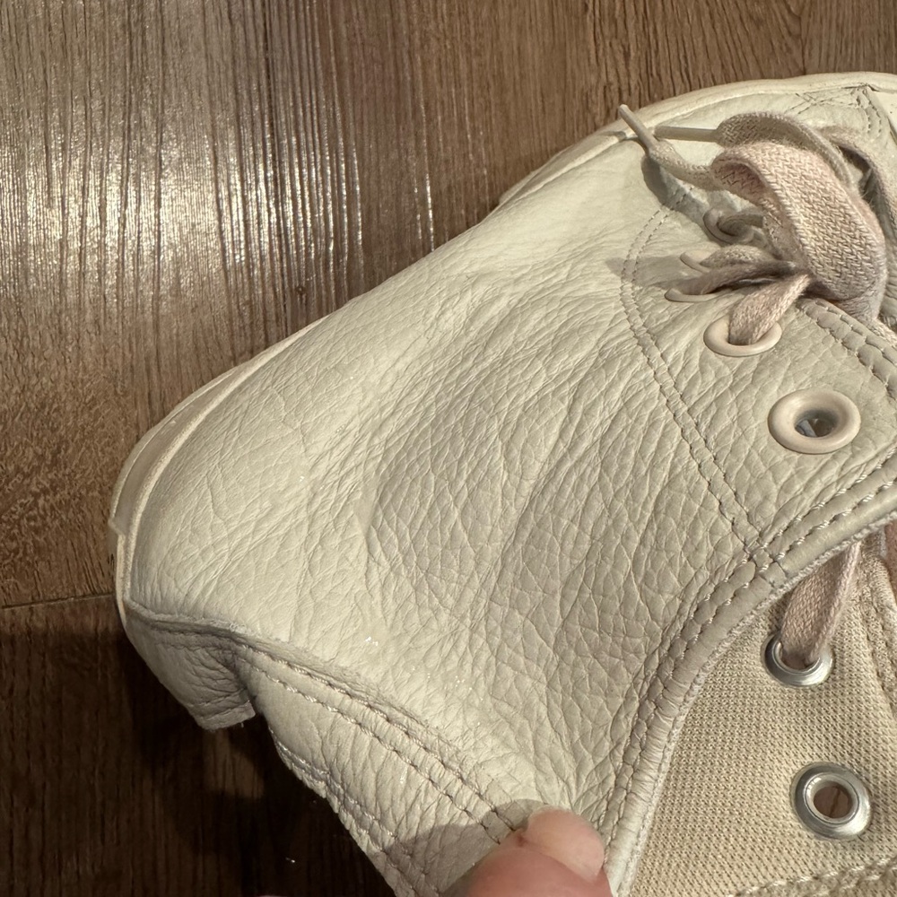 Converse Cream platform/leather high tops - Picture 4 of 6